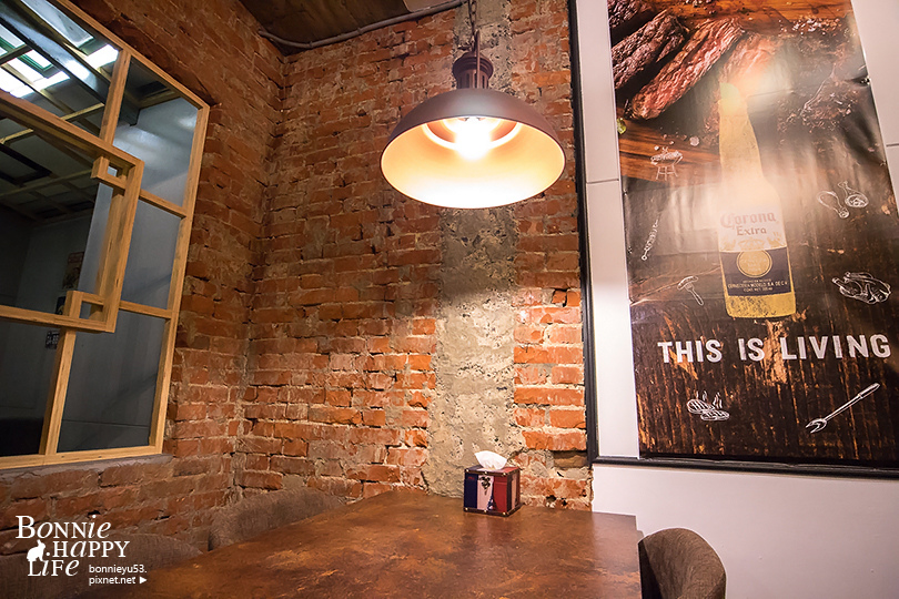 食記 / 台南東區餐酒館。三五好友深夜美食 ♥ LATE Bistro 暮