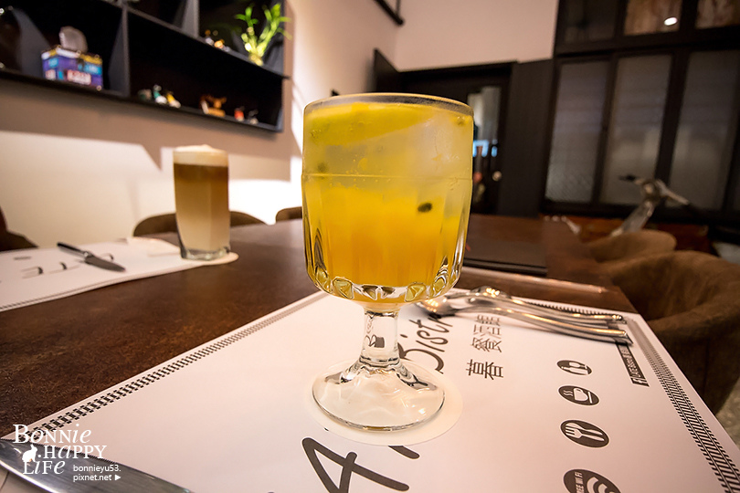 食記 / 台南東區餐酒館。三五好友深夜美食 ♥ LATE Bistro 暮