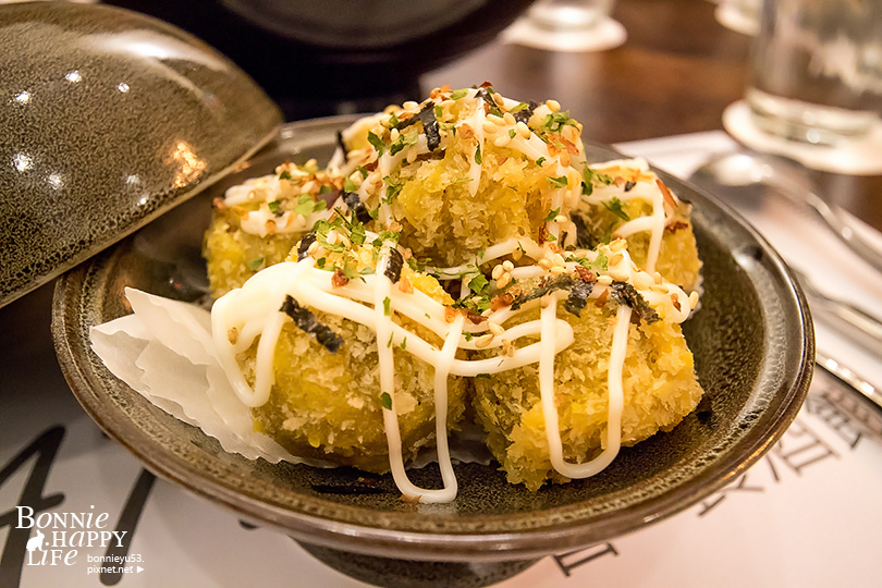 食記 / 台南東區餐酒館。三五好友深夜美食 ♥ LATE Bistro 暮