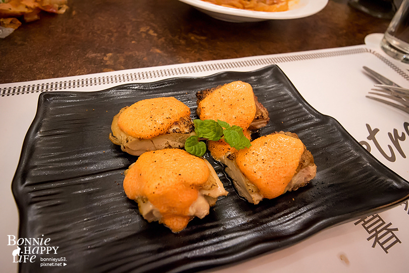 食記 / 台南東區餐酒館。三五好友深夜美食 ♥ LATE Bistro 暮