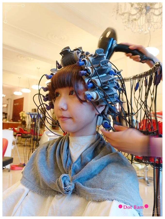 Pro cutti髮藝沙龍  燙捲過程 3.JPG