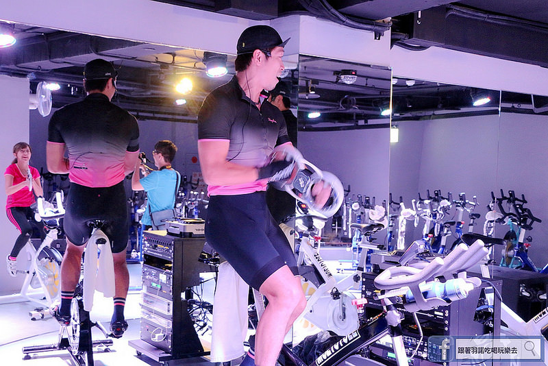 台北松山南京復興站健身房  MUZICYCLE 飛輪拳擊課程178