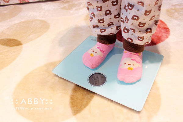 30天輕盈日記就交給聰明智慧又美翻的Oserio歐瑟若Mini數位體重計  減肥體重控管小幫手 (5).jpg