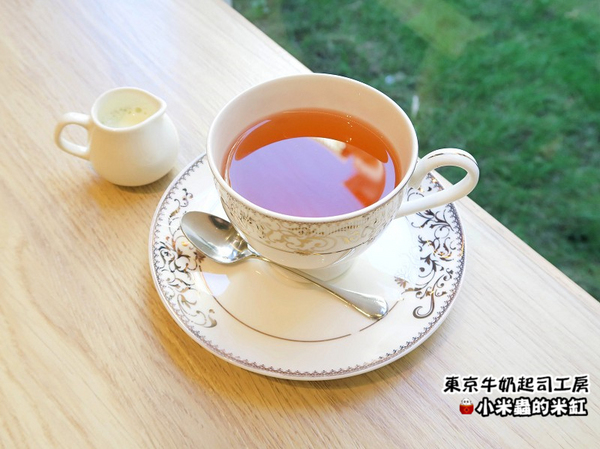 LeTAO小樽洋菓子舖(松菸店)：【日本伴手禮】東京牛奶起司工房 / 宅配 / 伴手禮 / 起司餅乾~台北松菸試吃會-來自日本東京甜點!