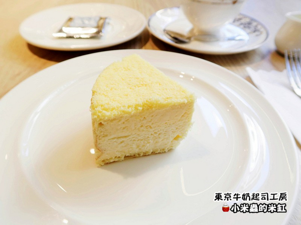 LeTAO小樽洋菓子舖(松菸店)：【日本伴手禮】東京牛奶起司工房 / 宅配 / 伴手禮 / 起司餅乾~台北松菸試吃會-來自日本東京甜點!