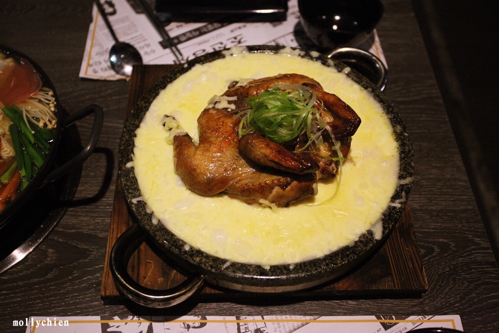 台中西區韓式料理「打啵G」鍋巴烤雞