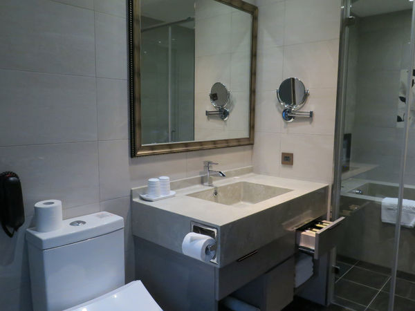 洛碁南京大飯店：洛碁南京大飯店 - 日人也著迷的日系高質感商務旅館。台北中山住宿