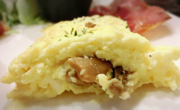 豐滿總匯三明治(中壢中原店)：【桃園@中壢市】豐滿總匯三明治 豐滿中壢中原店 / 中壢早午餐 / 咖啡下午茶