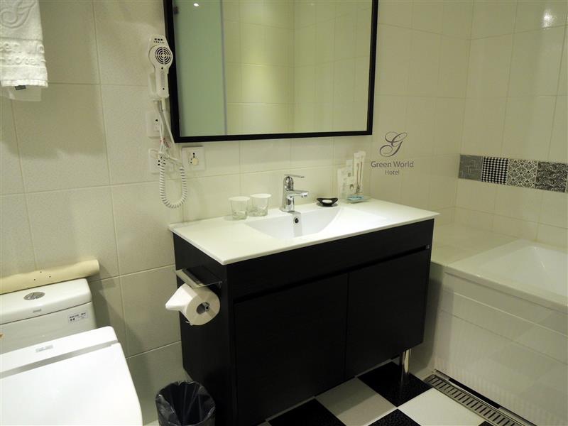 Green World Hotel ZhongHua 洛碁中華大飯店 030.jpg
