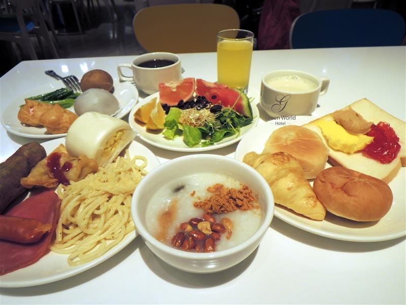 Green World Hotel ZhongHua 洛碁中華大飯店 088.jpg