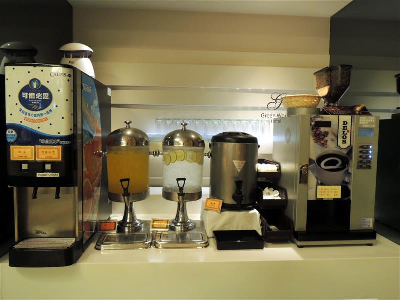 Green World Hotel ZhongHua 洛碁中華大飯店 075.jpg