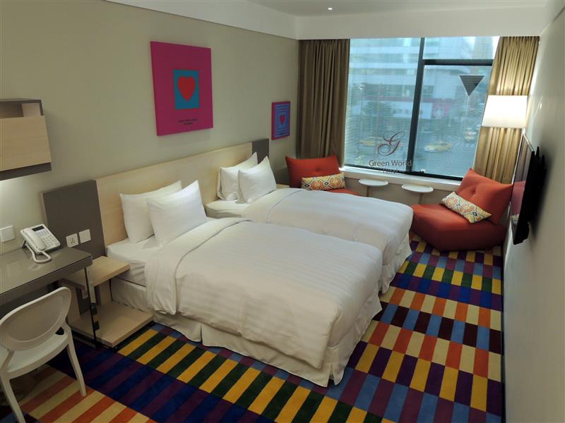 Green World Hotel ZhongHua 洛碁中華大飯店 042.jpg