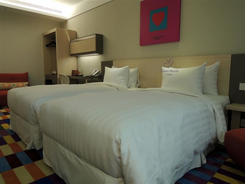 Green World Hotel ZhongHua 洛碁中華大飯店 049.jpg