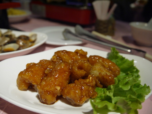 廣香龍華樓餐廳：【台北美食】廣香龍華樓餐廳。板橋港式飲茶。吃到飽。尾牙年菜