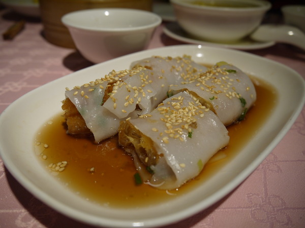 廣香龍華樓餐廳：【台北美食】廣香龍華樓餐廳。板橋港式飲茶。吃到飽。尾牙年菜