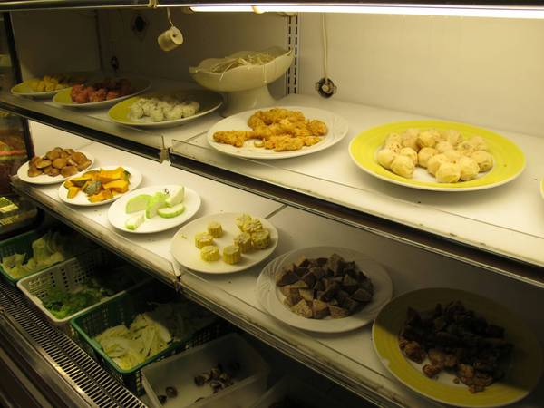 廣香龍華樓餐廳：【台北美食】廣香龍華樓餐廳。板橋港式飲茶。吃到飽。尾牙年菜