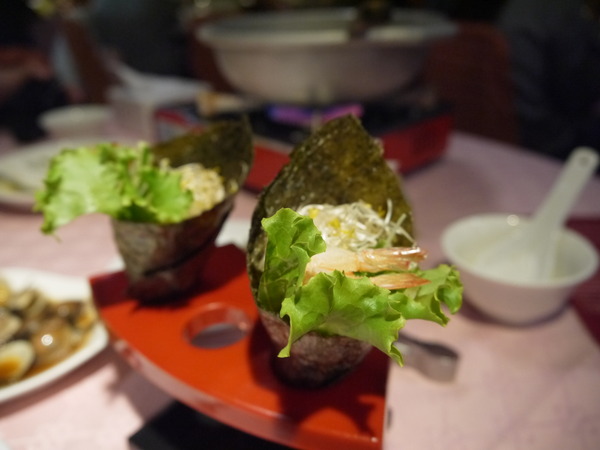 廣香龍華樓餐廳：【台北美食】廣香龍華樓餐廳。板橋港式飲茶。吃到飽。尾牙年菜