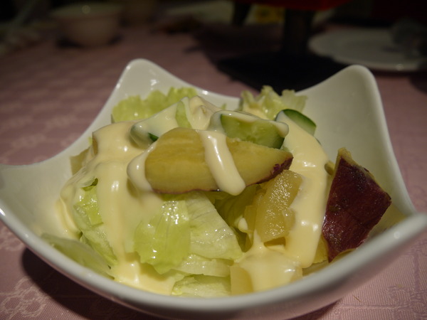 廣香龍華樓餐廳：【台北美食】廣香龍華樓餐廳。板橋港式飲茶。吃到飽。尾牙年菜