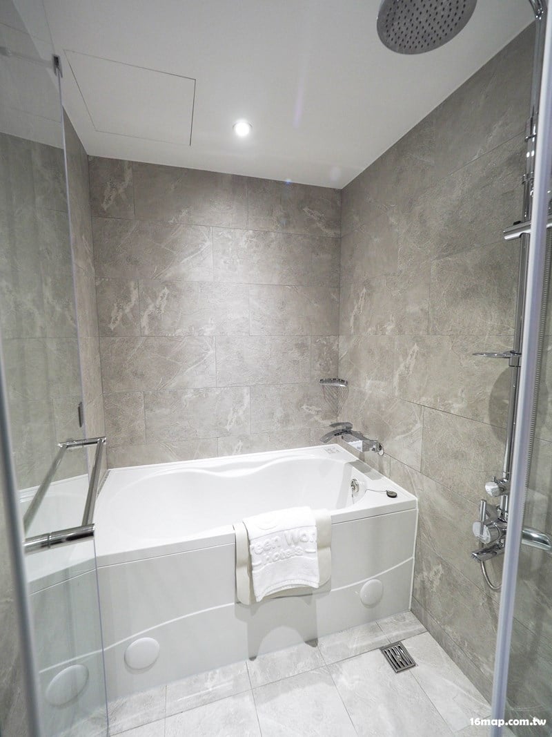 台北松山住宿【洛碁大飯店松山館】101景觀房 (近捷運後山埤站)