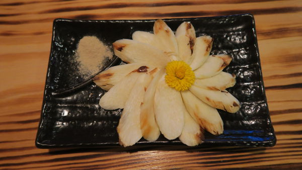 深夜食堂：【新竹車站美食】深夜食堂－串燒。烤物。私房料理。各式獨特酒類｜道地日式風味｜新竹居酒屋