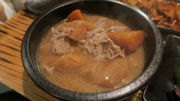 深夜食堂：【新竹車站美食】深夜食堂－串燒。烤物。私房料理。各式獨特酒類｜道地日式風味｜新竹居酒屋