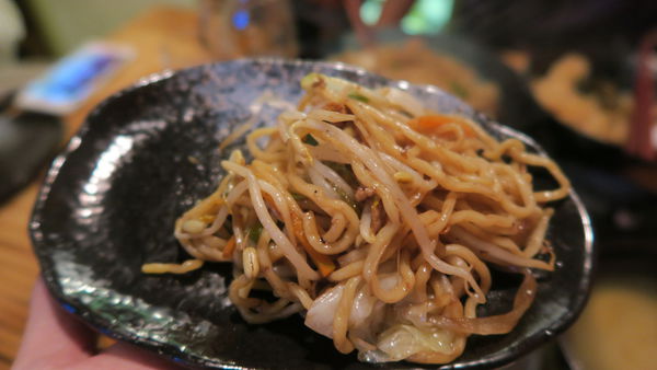 深夜食堂：【新竹車站美食】深夜食堂－串燒。烤物。私房料理。各式獨特酒類｜道地日式風味｜新竹居酒屋