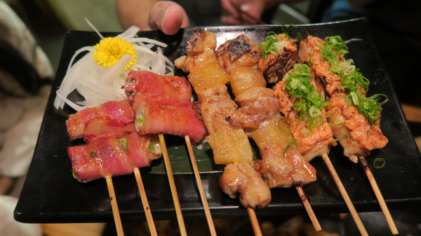 深夜食堂：【新竹車站美食】深夜食堂－串燒。烤物。私房料理。各式獨特酒類｜道地日式風味｜新竹居酒屋