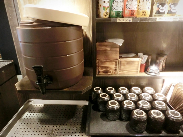 本陣屋讚岐製麵所：【台北@中山】本陣屋日式料理 / 烏龍麵 /台北中山區/ 捷運雙連站