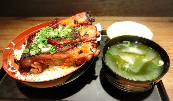 本陣屋讚岐製麵所：【台北@中山】本陣屋日式料理 / 烏龍麵 /台北中山區/ 捷運雙連站