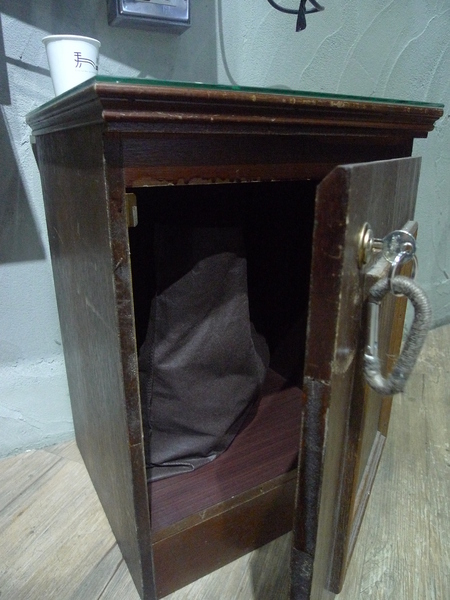 加慕秀髮藝HAIR SALON(安康店)(燙髮)：加慕秀髮藝JAIR SALON(安康店)