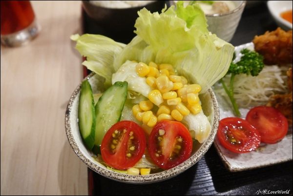 珍珍珍日式拉麵 南紡店P1640668_調整大小1.JPG