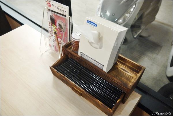 珍珍珍日式拉麵 南紡店P1640658_調整大小1.JPG