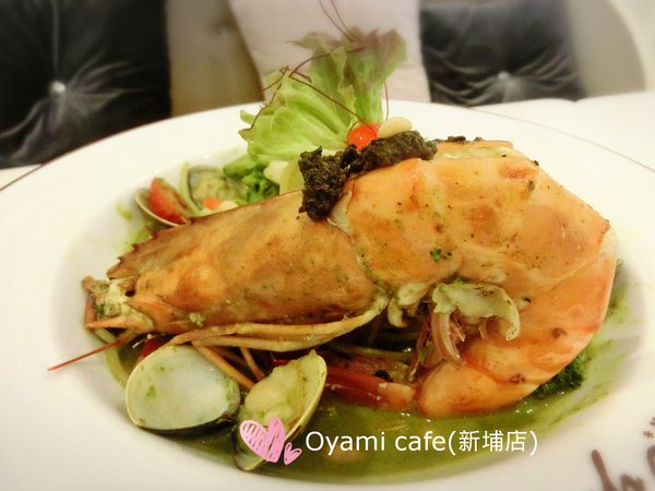 OyamiCaf'e(新埔店)：【新北@板橋】OyamiCaf'e(新埔店) 板橋美食/ 捷運新埔站 / 下午茶  / 鬆餅、義大利麵