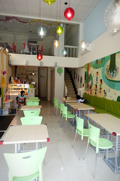 17-02-17-11-00-02-928_deco