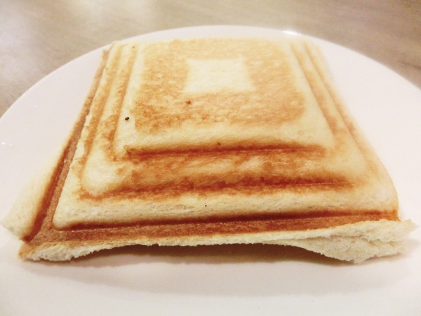 雨田+：【新北@新店】新店早午餐/ 捷運七張站/ 雨田+