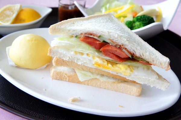 cm20170211___579779f6bcabbf2d2653f125cb5