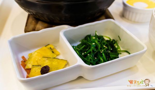 口力口里迷人咖哩燒飯專門(豐原愛買店)：口力口里 ~迷人咖哩燒飯專門~ 咖哩控不能錯過的平價咖哩餐廳