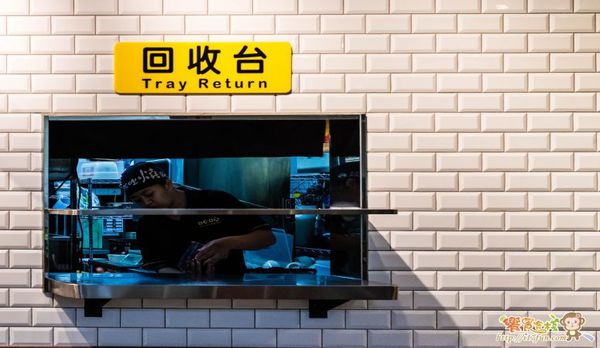 口力口里迷人咖哩燒飯專門(豐原愛買店)：口力口里 ~迷人咖哩燒飯專門~ 咖哩控不能錯過的平價咖哩餐廳