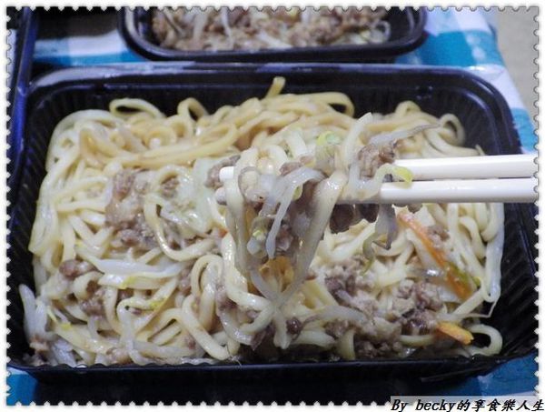 明誠炒米粉：<宅配團購>手工炒米粉/手工炒麵/快速方便/接單現做的宅配古早味美食～明誠炒米粉