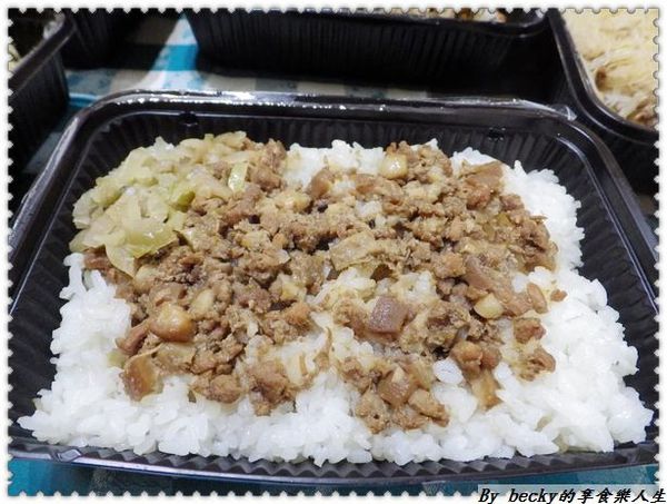 明誠炒米粉：<宅配團購>手工炒米粉/手工炒麵/快速方便/接單現做的宅配古早味美食～明誠炒米粉