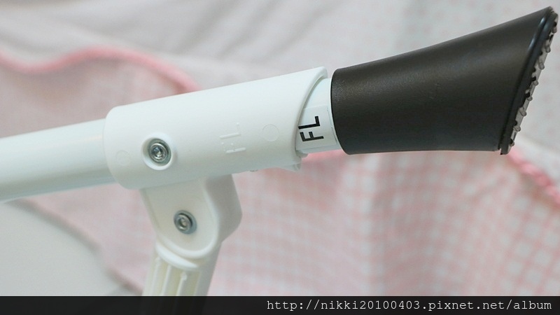 ViViBABY 安全兒童餐椅 (8).JPG