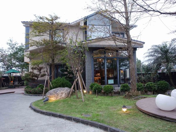 【宜蘭民宿】波卡拉渡假會館-田野間放鬆渡過悠閒時光．宜蘭礁溪泡湯/溫泉民宿/溫泉湯屋/礁溪溫泉旅館