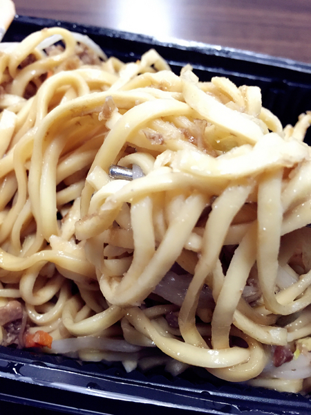 明誠炒米粉：[宅配]明誠炒米粉-接單現做的冷凍宅配美食，還有手工炒麵和打拋豬肉飯，方便又美味!