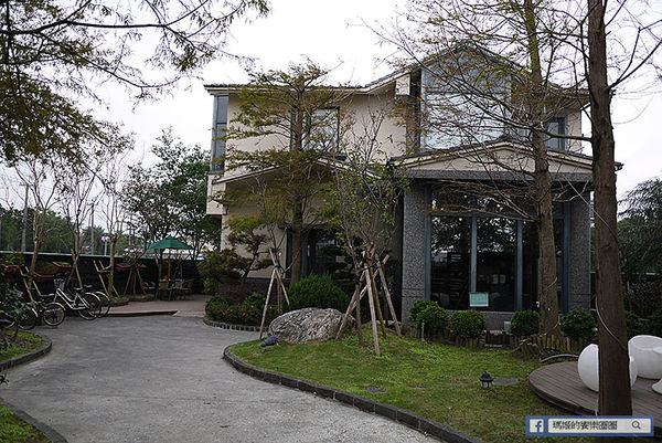 宜蘭民宿【波卡拉渡假會館】一起旅行去!時尚豪華4人房。溫泉民宿。礁溪泡湯