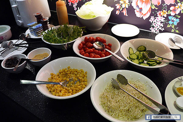 宜蘭民宿【波卡拉渡假會館】一起旅行去!時尚豪華4人房。溫泉民宿。礁溪泡湯