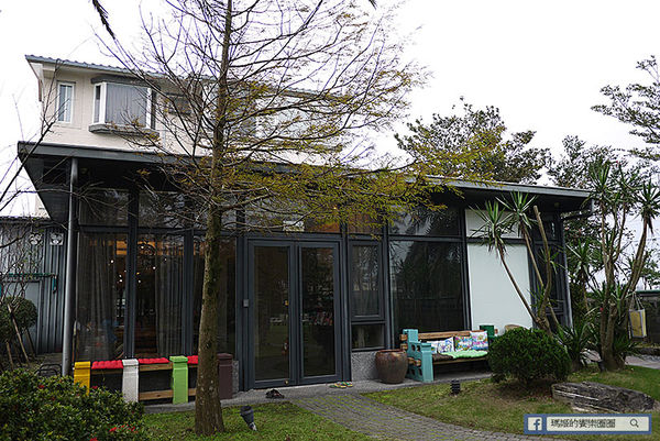 宜蘭民宿【波卡拉渡假會館】一起旅行去!時尚豪華4人房。溫泉民宿。礁溪泡湯