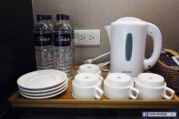 宜蘭民宿【波卡拉渡假會館】一起旅行去!時尚豪華4人房。溫泉民宿。礁溪泡湯