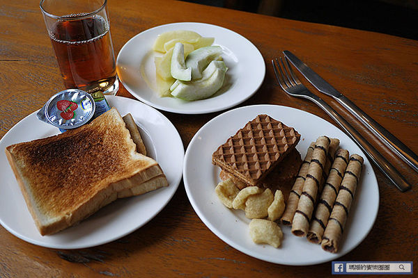 宜蘭民宿【波卡拉渡假會館】一起旅行去!時尚豪華4人房。溫泉民宿。礁溪泡湯