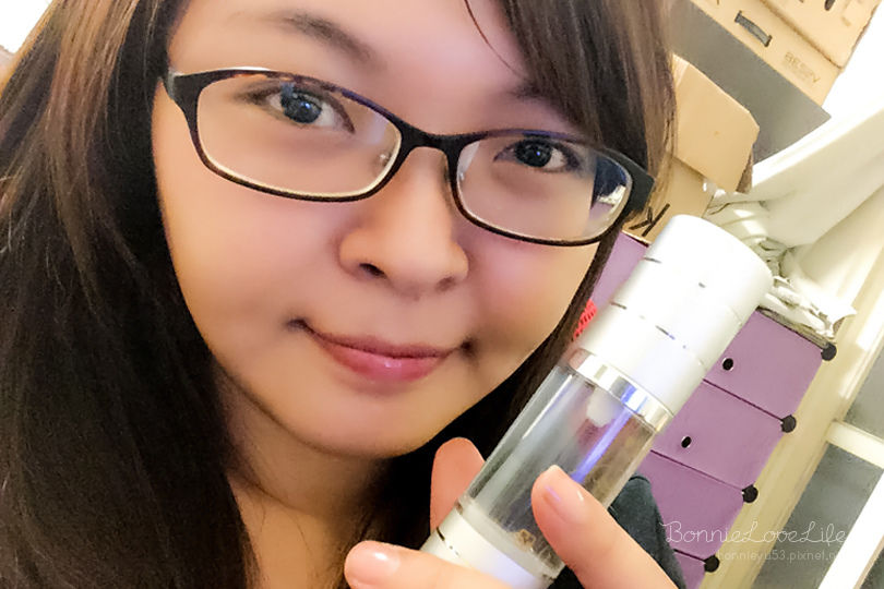 保養 / 三重玻尿酸及角鯊烷全方位保濕組合，採用日本、德國原料，安全天然的各種萃取精華，全方位照護各種肌膚。