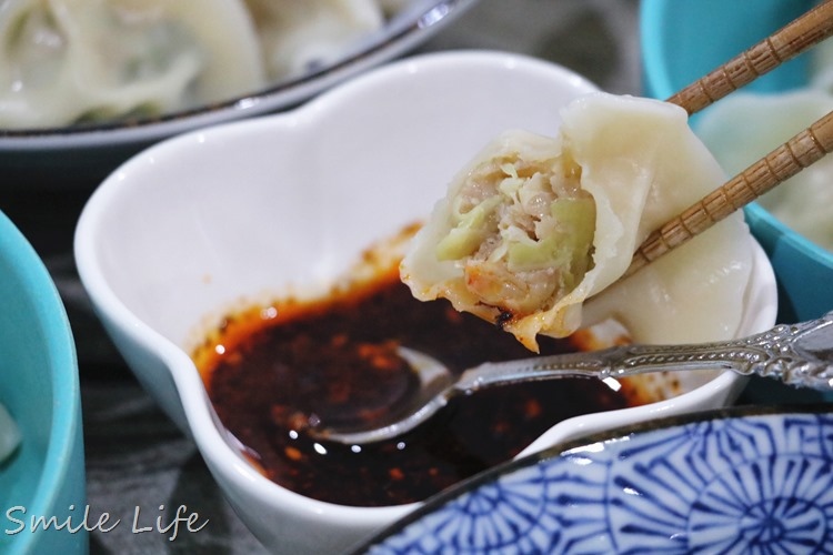 ▌好食味▌網購美食「貓咪啃餃子」宅配松阪豬手工水餃／雞捲